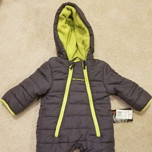 **SOLD**NWT Weatherproof 6-9 months Boy Snowsuit